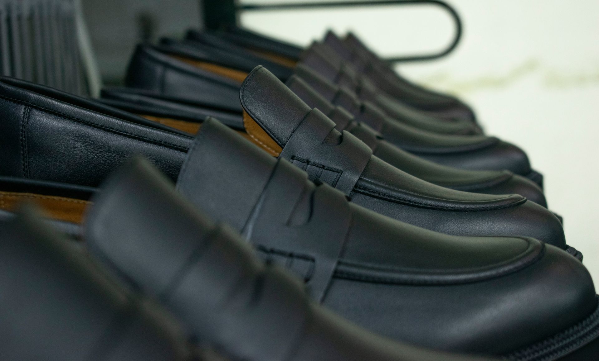 Zapatos en cuero Varomi