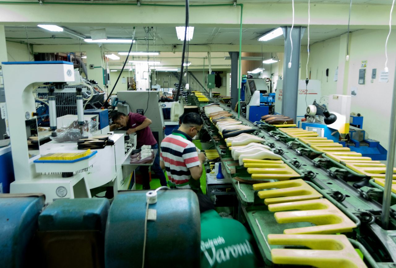 fabrica de zapatos bogota varomi